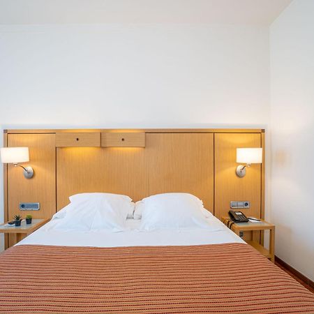 Duran Hotel&Restaurant Figueres  Bagian luar foto